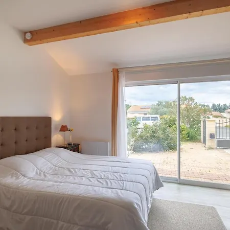 Holiday home Les Lilas Podensac